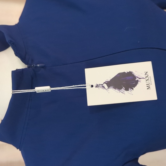 Fitted Pencil Dress with Slit - Picture 8 of 14